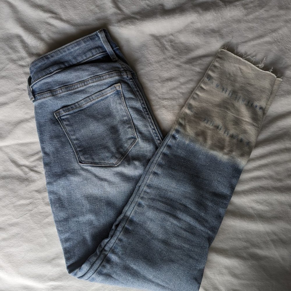 Old Navy Dip Bleached Ankle Jeans